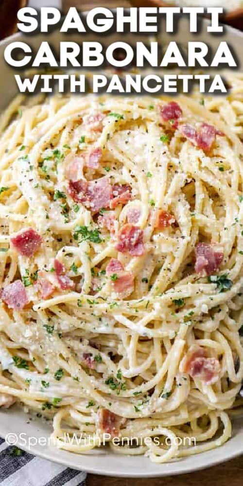 Spaghetti Carbonara with pancetta in a bowl